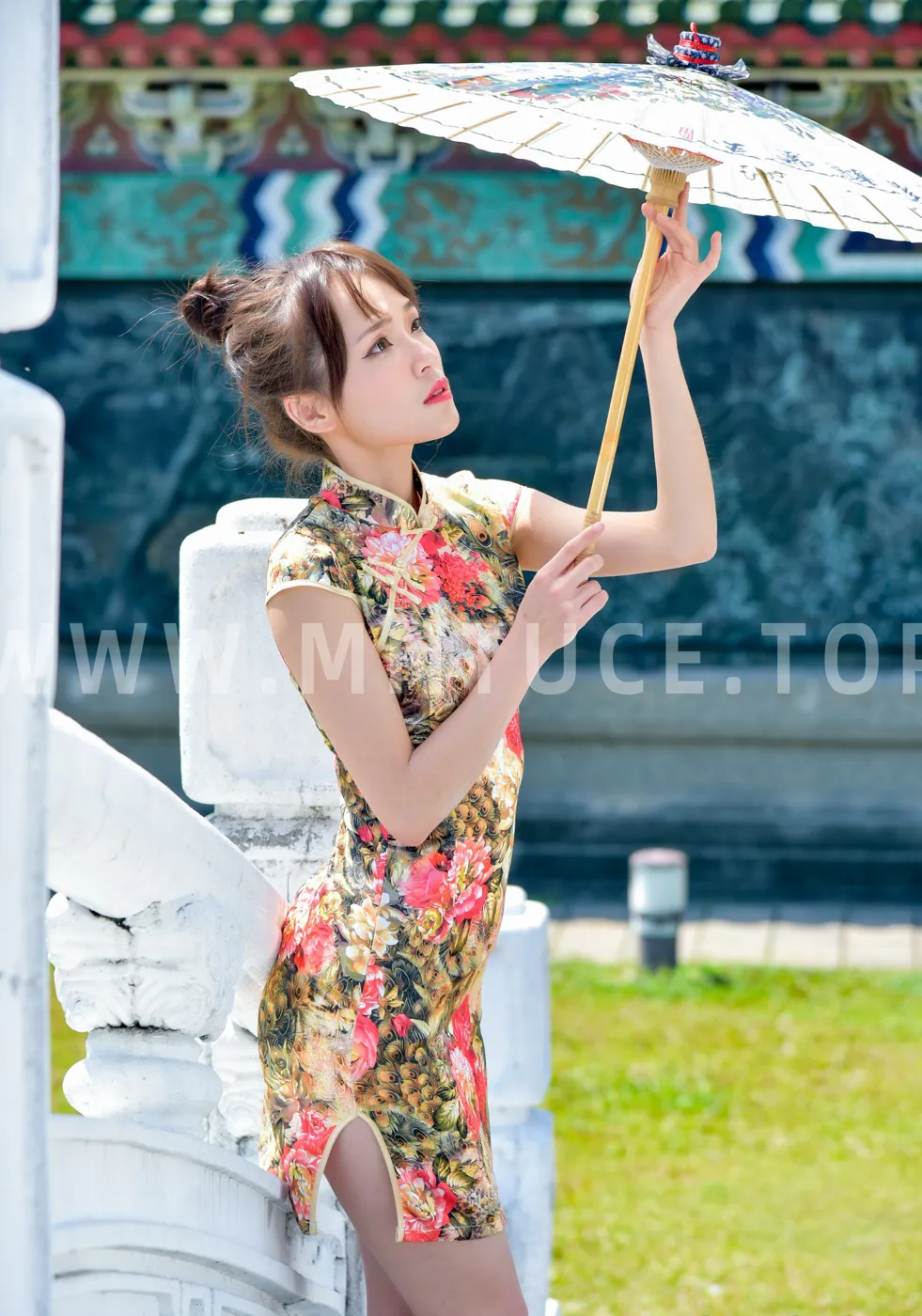 [Mzsock] NO.189 Miao Wanyu floral short cheongsam with high heels and beautiful legs street photography#[68P]-25